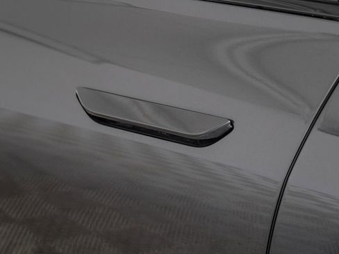 Used 2023 Lucid Air Touring image 45