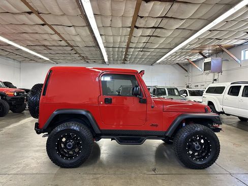 Used 2006 Jeep Wrangler X image 2