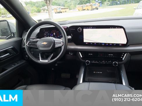 Used 2025 Chevrolet Tahoe LT AWD/4WD image 22