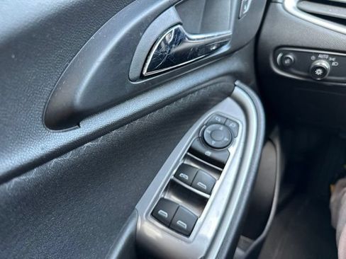 Used 2024 Chevrolet Malibu LT FWD image 39