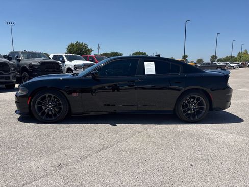 Used 2020 Dodge Charger Scat Pack w/ Plus Group RWD image 2