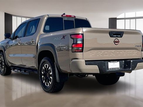 Used 2022 Nissan Frontier Pro-X w/ Technology Package image 12