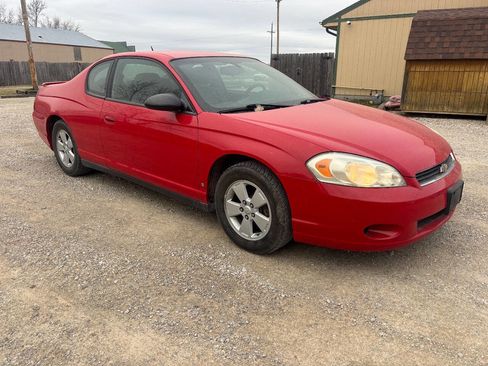 Used 2006 Chevrolet Monte Carlo LT image 4