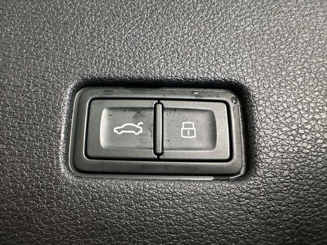 Used 2024 Audi SQ8 Premium Plus w/ Executive Package AWD/4WD image 13