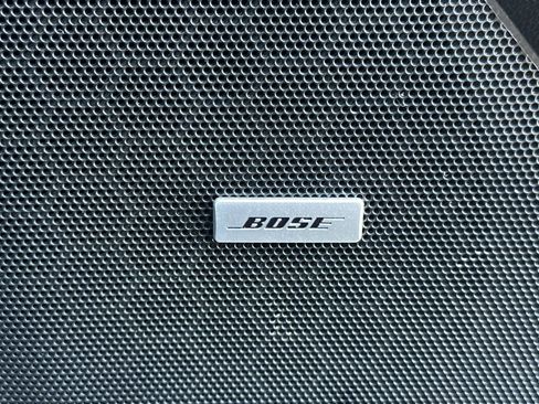 Used 2023 Chevrolet Traverse Premier w/ Redline Edition image 28