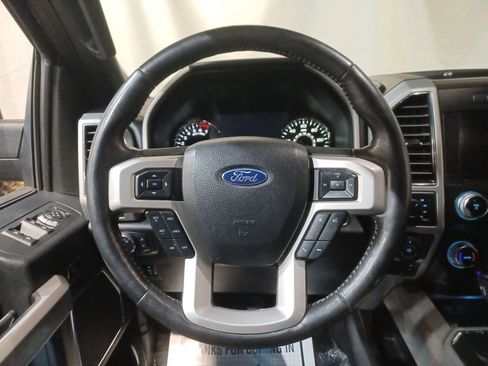 Used 2019 Ford F150 Lariat w/ Equipment Group 502A Luxury image 11
