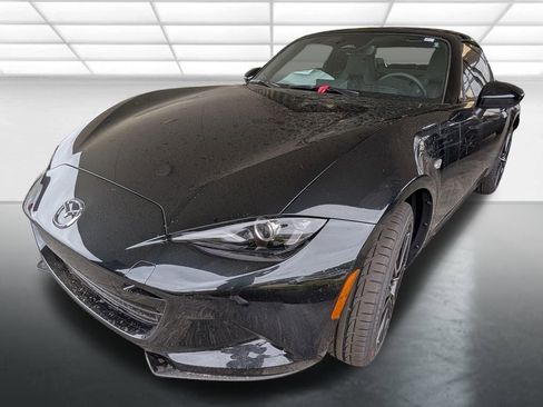 New 2026 MAZDA MX-5 Miata RF Grand Touring RWD image 22