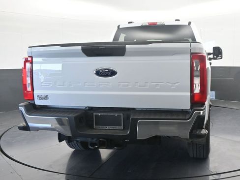 Used 2025 Ford F250 XLT image 5