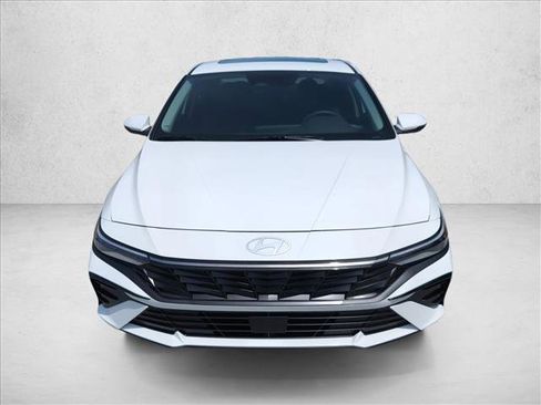 New 2026 Hyundai Elantra Limited FWD image 6