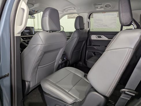New 2026 Ford Explorer Active w/ Active Comfort Package AWD/4WD image 11