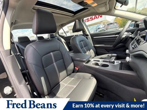 New 2026 Nissan Altima 2.5 SR w/ SR Midnight Edition Package FWD image 14