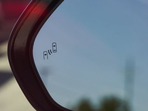 Used 2019 Toyota Camry XSE FWD image 21