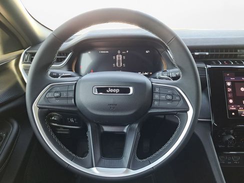 New 2025 Jeep Grand Cherokee Laredo X image 21