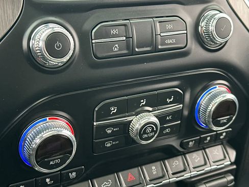 Used 2019 GMC Sierra 1500 Denali w/ Denali Ultimate Package image 25