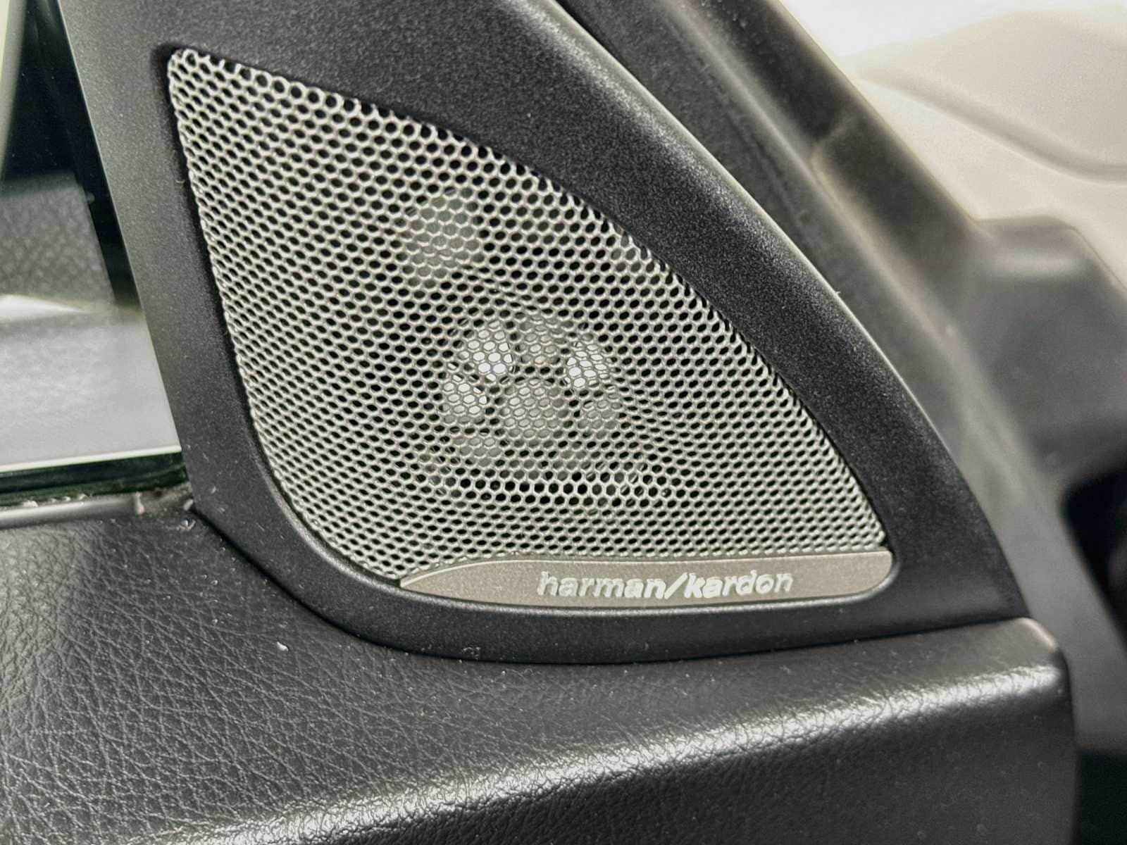 Used 2018 BMW M240i Convertible RWD image 19