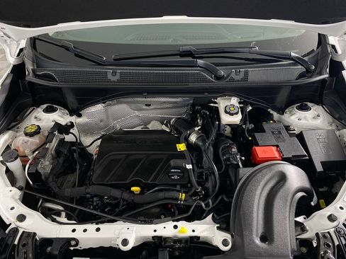 Certified 2024 Buick Encore GX Preferred w/ Comfort Package FWD image 23