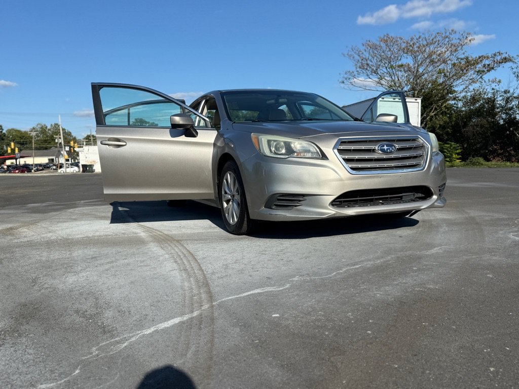 Used 2015 Subaru Legacy 2.5i Premium AWD/4WD image 14