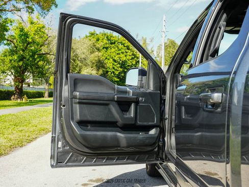 Used 2019 Ford F150 Lariat w/ Equipment Group 502A Luxury image 45