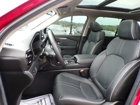 Used 2025 Honda Pilot Elite image 13