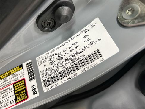 Used 2019 Toyota Tacoma TRD Off-Road image 28