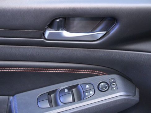 Used 2021 Nissan Altima 2.5 SR image 16