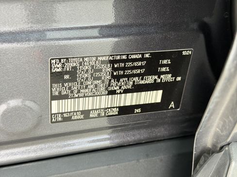 Used 2024 Toyota RAV4 XLE image 19