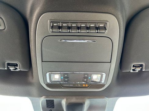 Used 2026 Ford F250 Lariat w/ Chrome Package image 18