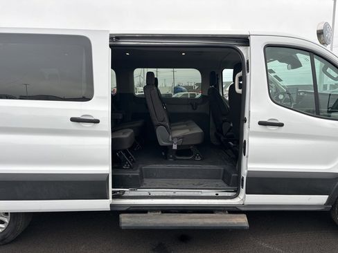 Used 2023 Ford Transit 350 XLT image 10