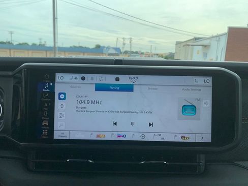 New 2025 Jeep Wrangler Unlimited Rubicon 392 image 19