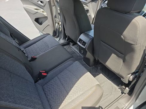 Used 2023 Chevrolet Equinox LT FWD image 15