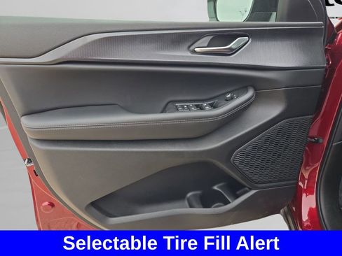 New 2025 Jeep Grand Cherokee Altitude RWD image 12