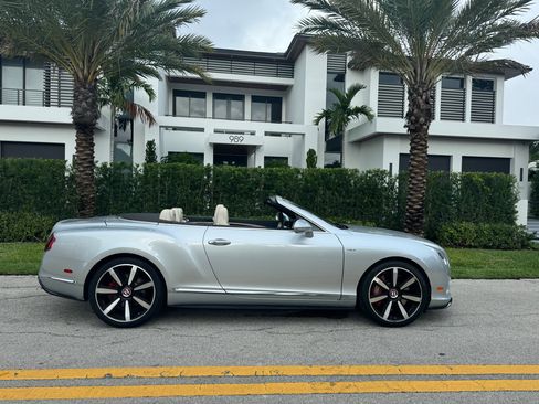 Used 2014 Bentley Continental GT V8 S image 10