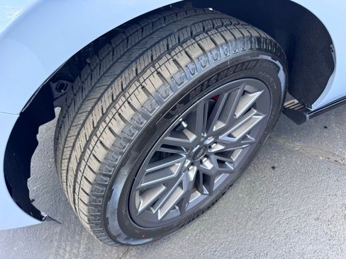 New 2025 Ford Expedition Platinum w/ Stealth Performance Package image 16