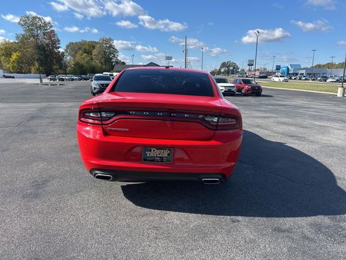 Used 2022 Dodge Charger SXT image 5