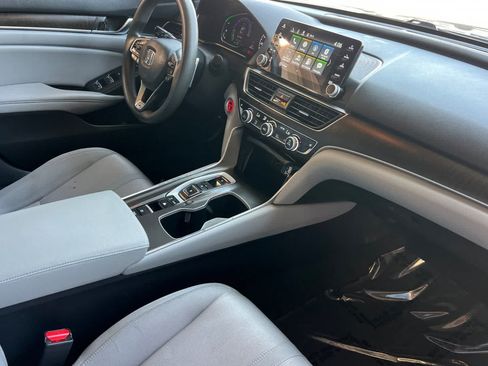 Used 2020 Honda Accord EX image 16