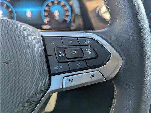 Used 2024 Volkswagen Atlas SE FWD image 14