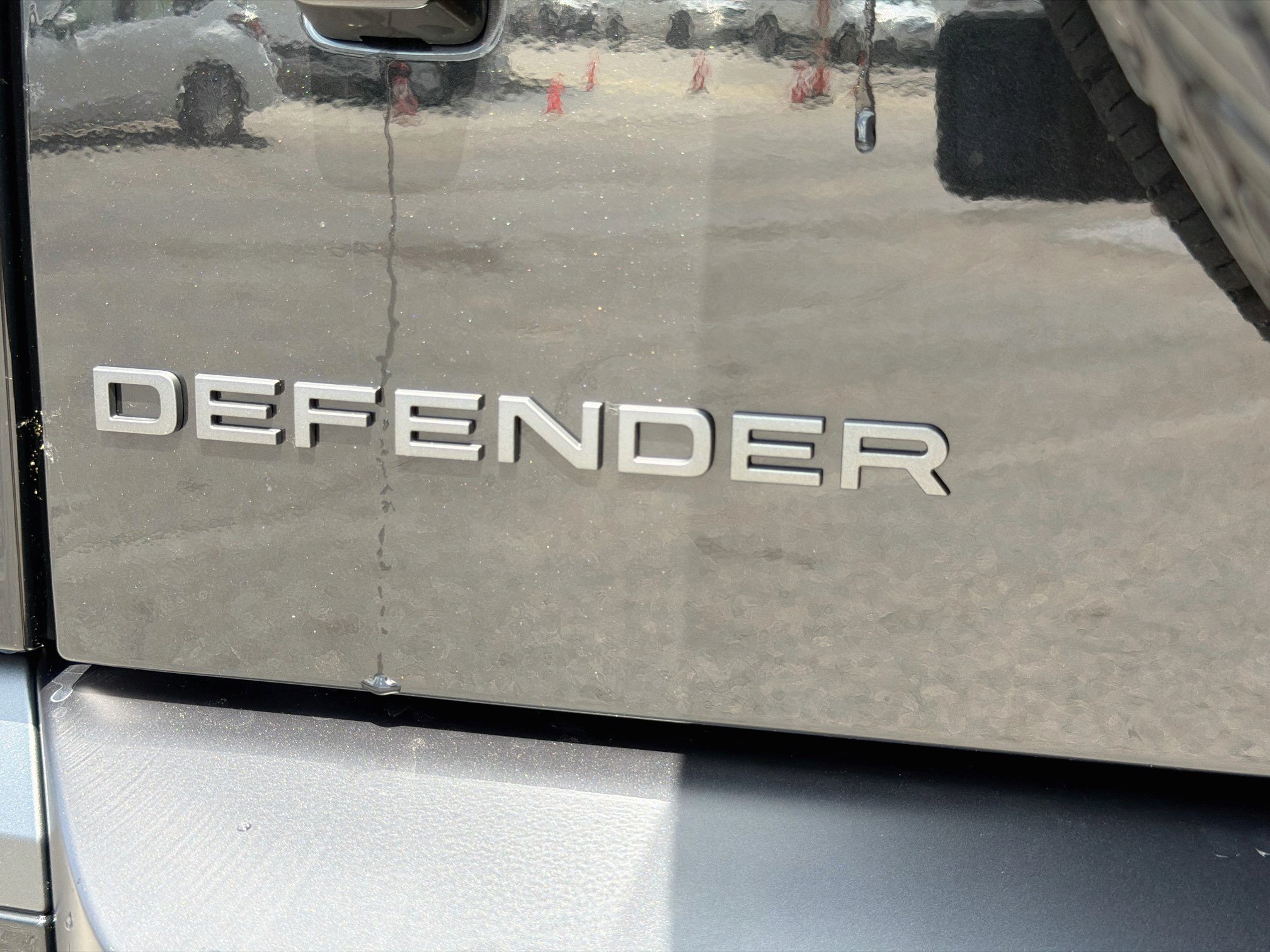 New 2026 Land Rover Defender 110 X-Dynamic SE AWD/4WD image 11