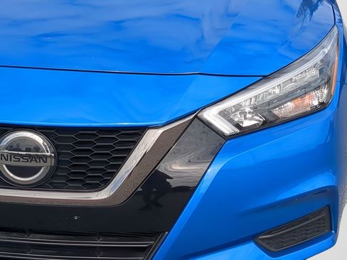 Used 2022 Nissan Versa SR w/ Convenience Package image 19