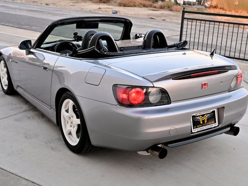 Used 2001 Honda S2000 image 7