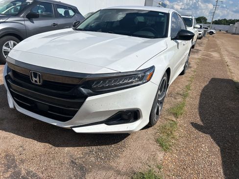 Used 2022 Honda Accord Sport Special Edition image 4