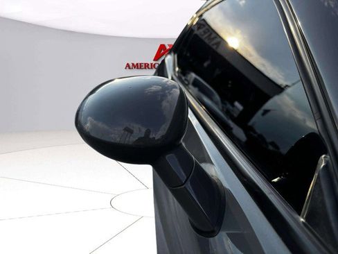 Used 2017 Dodge Challenger SXT Plus image 9