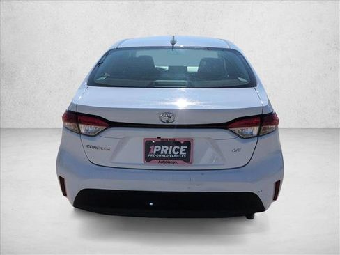 Used 2023 Toyota Corolla LE image 6