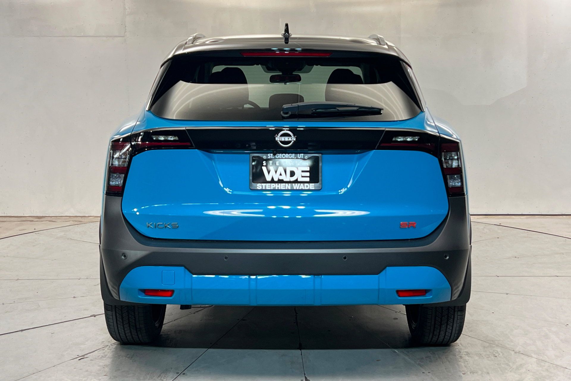 New 2026 Nissan Kicks SR FWD image 4