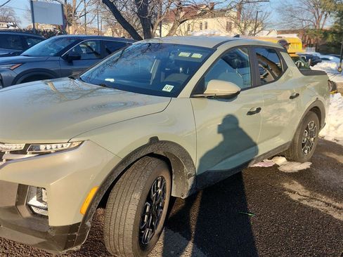 Used 2023 Hyundai Santa Cruz SEL image 1