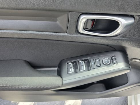 Certified 2023 Honda Civic LX image 12