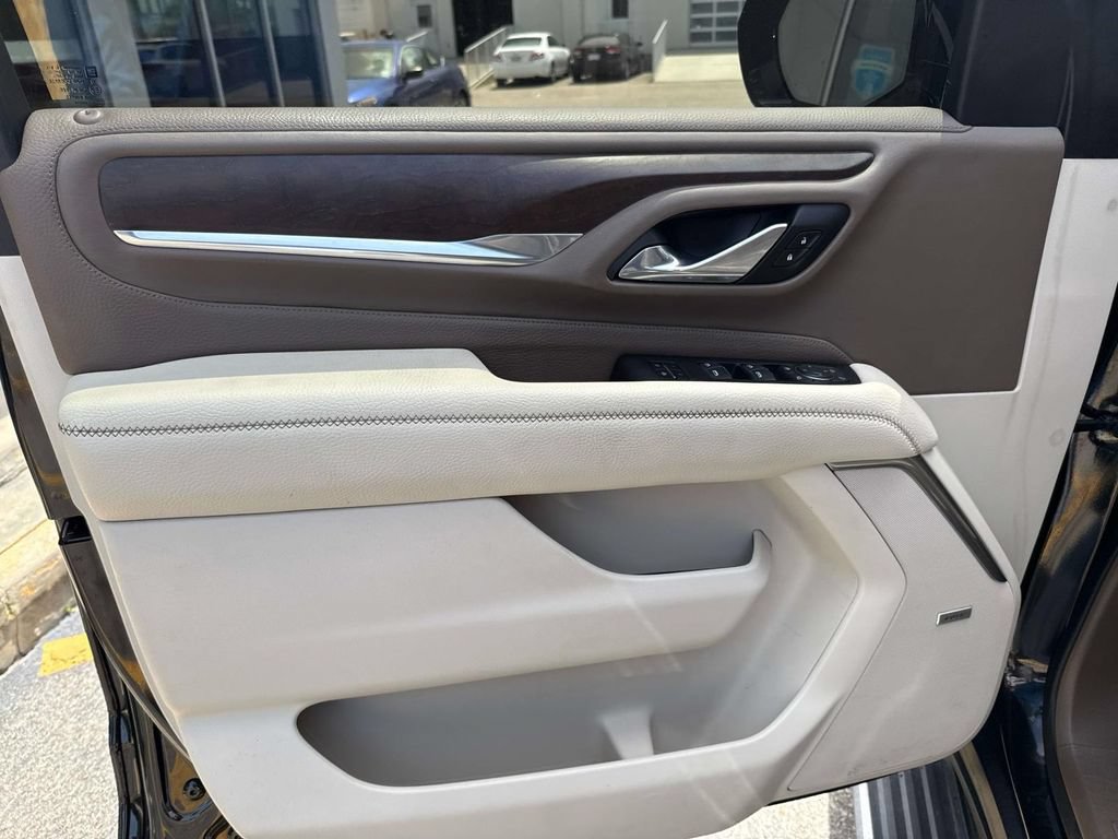 Used 2021 GMC Yukon XL Denali w/ Denali Ultimate Package RWD image 19