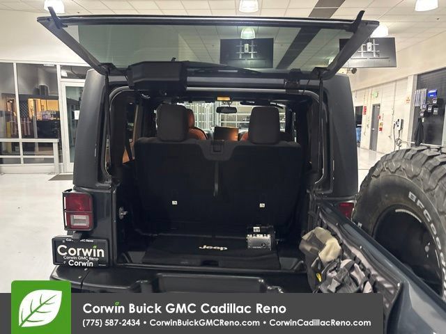 Used 2017 Jeep Wrangler Sport AWD/4WD image 34