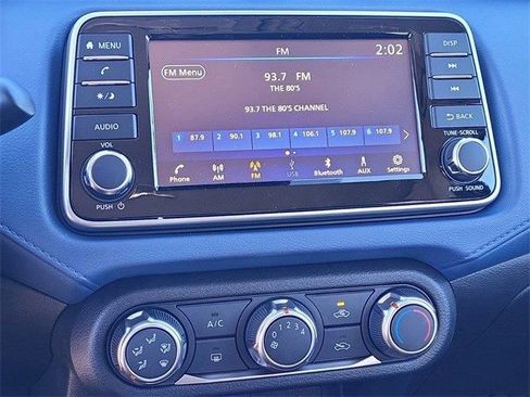 New 2025 Nissan Versa SV w/ Trunk Package FWD image 13