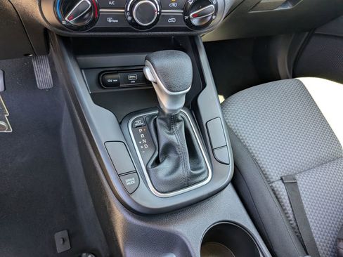 Certified 2023 Kia Soul LX w/ LX Technology Package FWD image 23