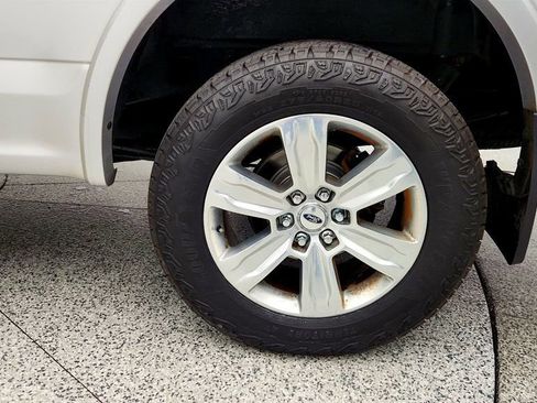 Used 2016 Ford F150 Platinum w/ Technology Package image 9